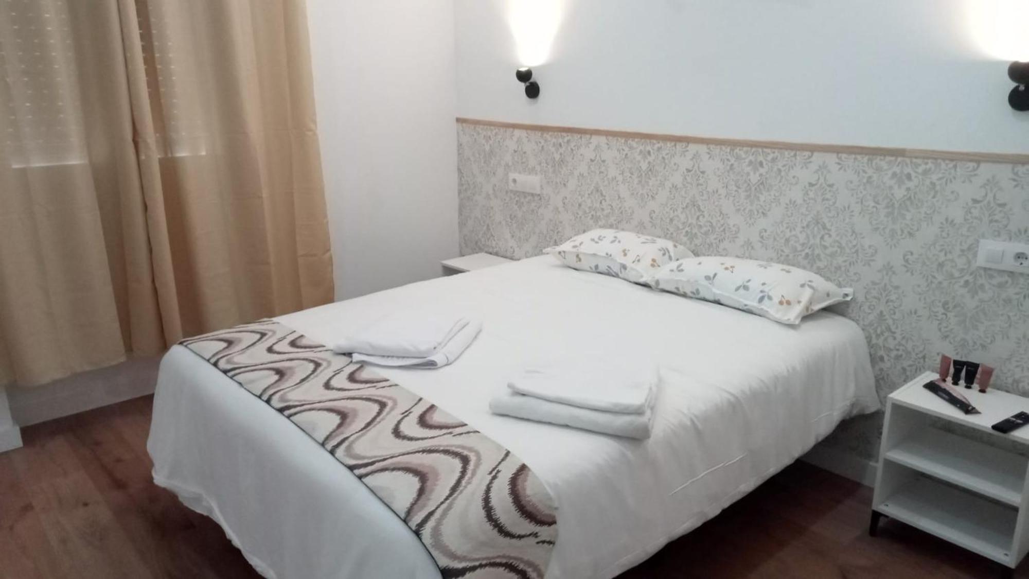 Sg Rooms Consuegra Extérieur photo