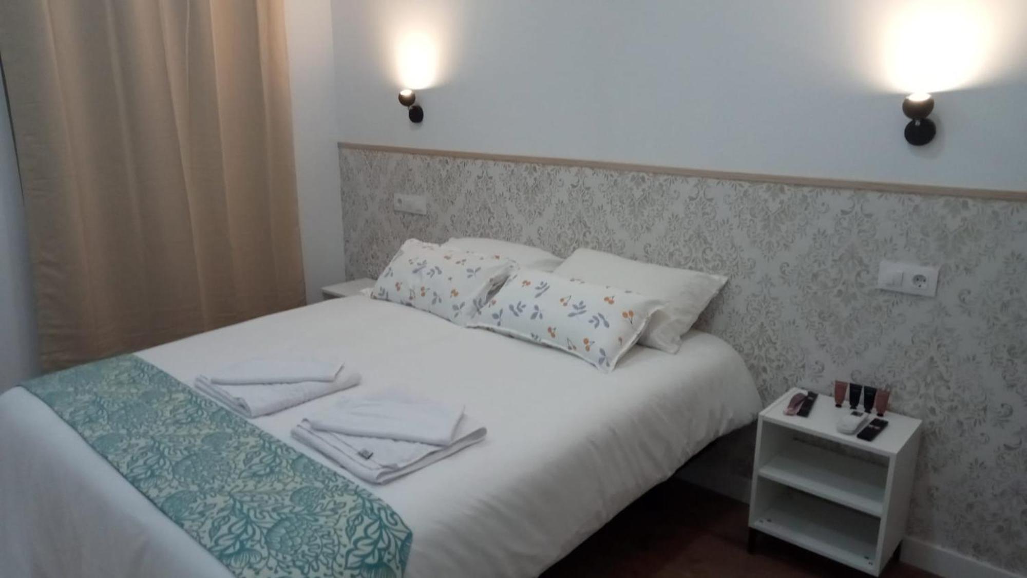 Sg Rooms Consuegra Extérieur photo